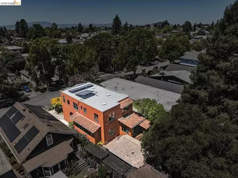 View/Area - 2431 Mckinley Ave, Berkeley, CA 94703 photo 4 of 4