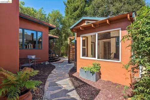 Exterior - 2431 Mckinley Ave, Berkeley, CA 94703 photo 3 of 11