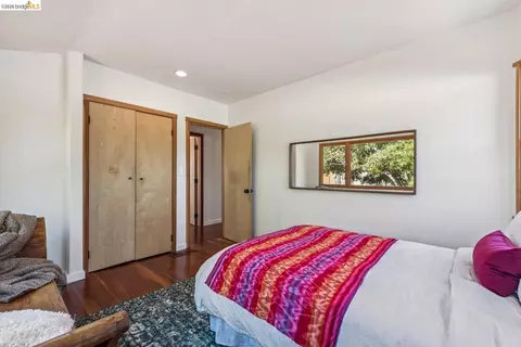 Bedroom - 2431 Mckinley Ave, Berkeley, CA 94703 photo 10 of 11
