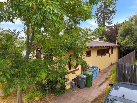 Exterior - 2219 Derby St, Berkeley, CA 94705 photo 9 of 11