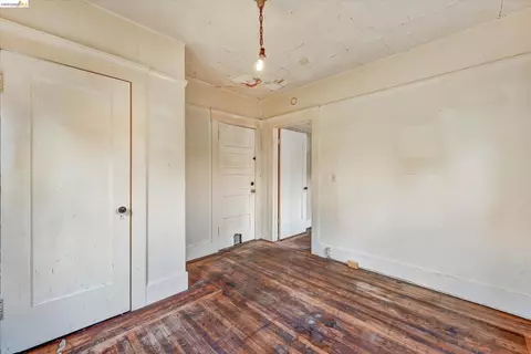 Bedroom - 2219 Derby St, Berkeley, CA 94705 photo 10 of 10