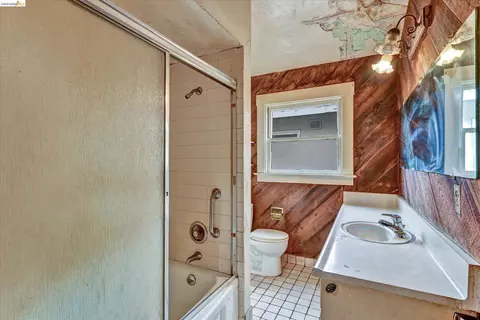 Bath - 2219 Derby St, Berkeley, CA 94705 photo 1 of 1