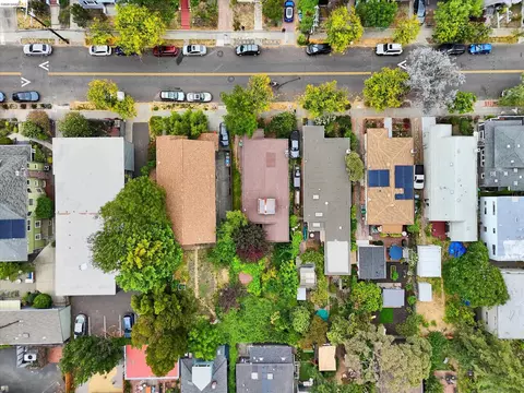 View/Area - 2219 Derby St, Berkeley, CA 94705 photo 9 of 15