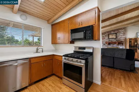 Kitchen - 700 Real Ave, Newman, CA 95360 photo 2 of 5