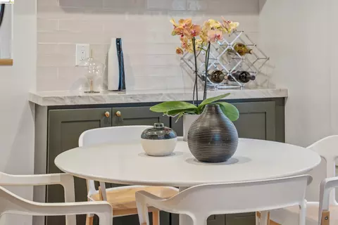 Dining - 2635 Mathews St, Berkeley, CA 94702 photo 1 of 1