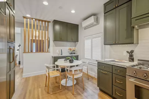 Kitchen - 2635 Mathews St, Berkeley, CA 94702 photo 13 of 17