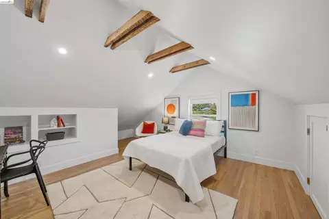 Bedroom - 2635 Mathews St, Berkeley, CA 94702 photo 11 of 18