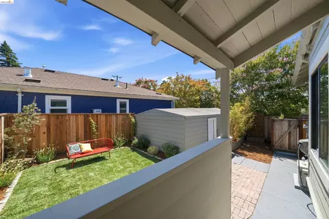 Exterior - 2635 Mathews St, Berkeley, CA 94702 photo 4 of 10