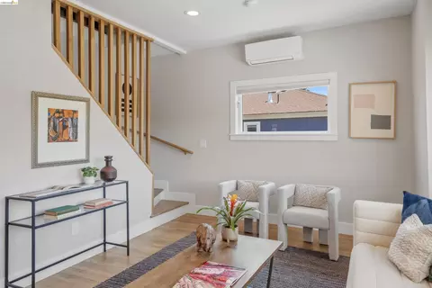 Living - 2635 Mathews St, Berkeley, CA 94702 photo 6 of 6