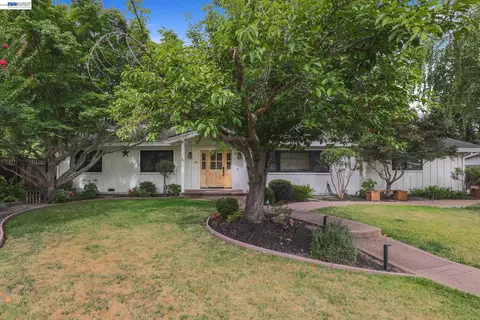 14 Liberta Ct, Danville, CA 94526