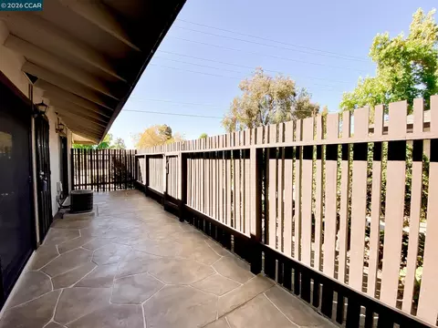 Exterior - 5457 Roundtree Pl #J, Concord, CA 94521 photo 4 of 18