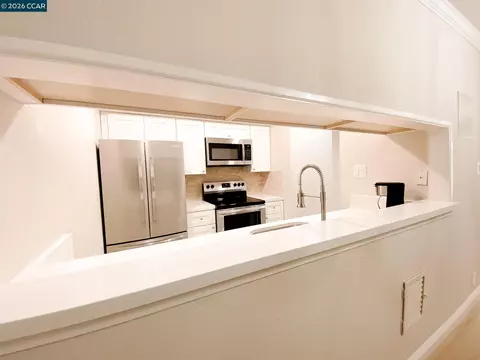 Kitchen - 5457 Roundtree Pl #J, Concord, CA 94521 photo 1 of 4