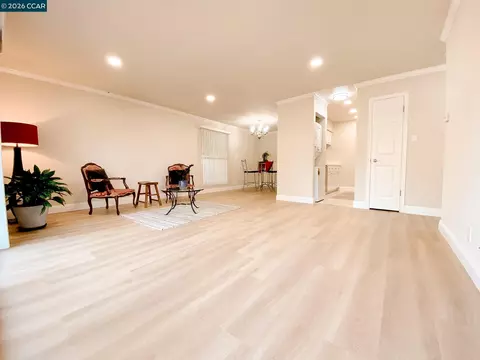 Living - 5457 Roundtree Pl #J, Concord, CA 94521 photo 5 of 10