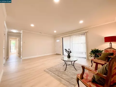 Living - 5457 Roundtree Pl #J, Concord, CA 94521 photo 3 of 10