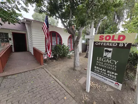 37640 2nd St, Fremont, CA 94536