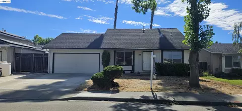 1427 Saybrook Rd, Livermore, CA 94551