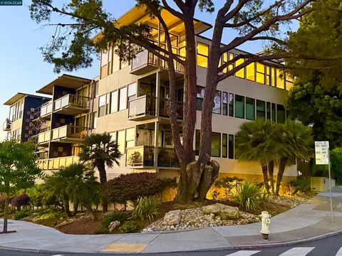 5400 Broadway Ter #301, Oakland, CA 94618
