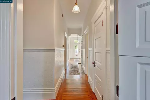 657 San Jose Ave, San Francisco, CA 94110