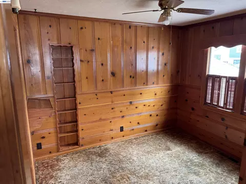 Bedroom - 144 Viewmont Ave, Vallejo, CA 94590 photo 1 of 4