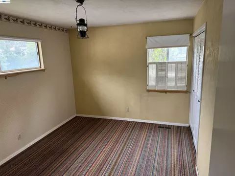 Bedroom - 144 Viewmont Ave, Vallejo, CA 94590 photo 3 of 4