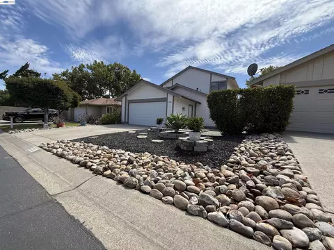 2203 Glenmount Dr, Pittsburg, CA 94565