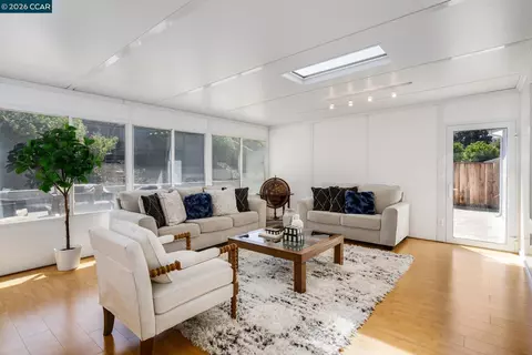 Living - 115 Olive Ct, Hercules, CA 94547 photo 10 of 12