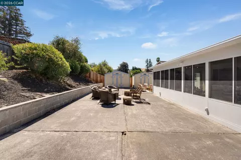Exterior - 115 Olive Ct, Hercules, CA 94547 photo 9 of 10