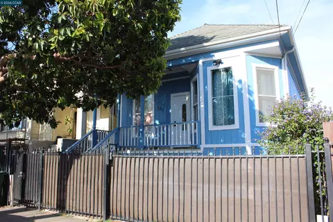 Exterior - 540 3rd St, Richmond, CA 94801 photo 3 of 14
