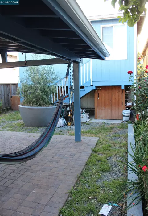 Exterior - 540 3rd St, Richmond, CA 94801 photo 9 of 14