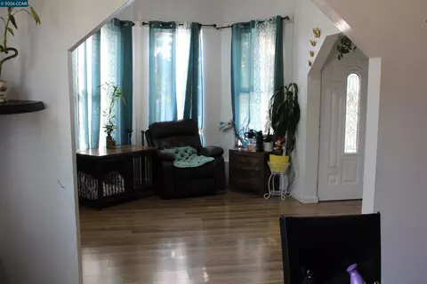 Other - 540 3rd St, Richmond, CA 94801 photo 1 of 10