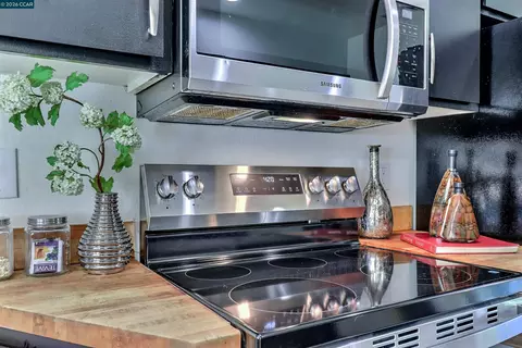 Kitchen - 1792 Sharon Dr, Concord, CA 94519 photo 3 of 11