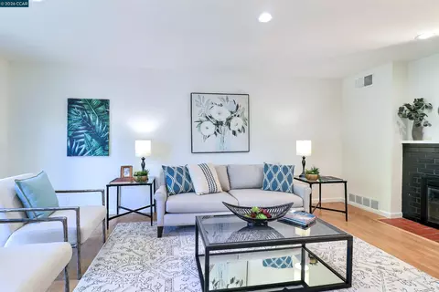 Living - 1792 Sharon Dr, Concord, CA 94519 photo 3 of 4