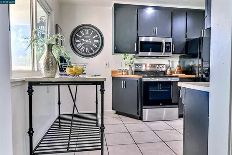 Kitchen - 1792 Sharon Dr, Concord, CA 94519 photo 1 of 11