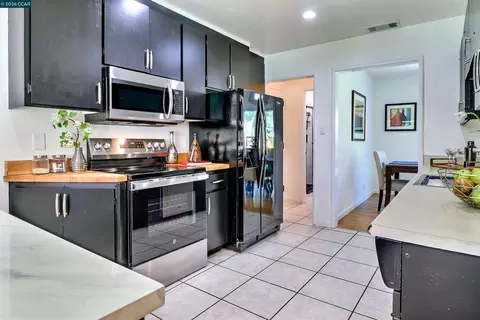 Kitchen - 1792 Sharon Dr, Concord, CA 94519 photo 2 of 11