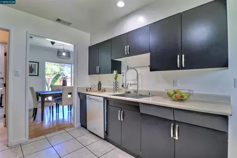 Kitchen - 1792 Sharon Dr, Concord, CA 94519 photo 6 of 11