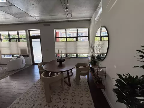 Dining - 288 3rd St #104, Oakland, CA 94607 photo 1 of 1