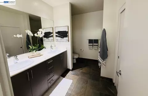 Bath - 288 3rd St #104, Oakland, CA 94607 photo 1 of 2
