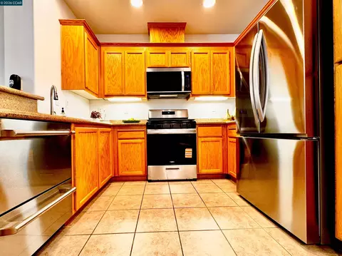 Kitchen - 3275 Dublin Blvd #304, Dublin, CA 94568 photo 2 of 4