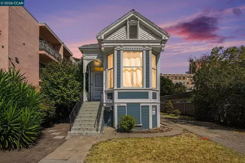 3414 Andover St, Oakland, CA 94609