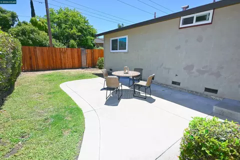 Exterior - 4608 Deercreek Ln, Concord, CA 94521 photo 5 of 11