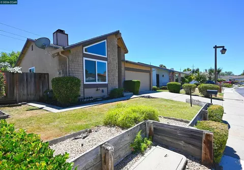 Exterior - 4608 Deercreek Ln, Concord, CA 94521 photo 2 of 11