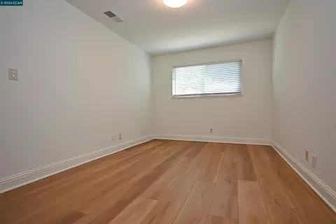 Bedroom - 4608 Deercreek Ln, Concord, CA 94521 photo 5 of 6