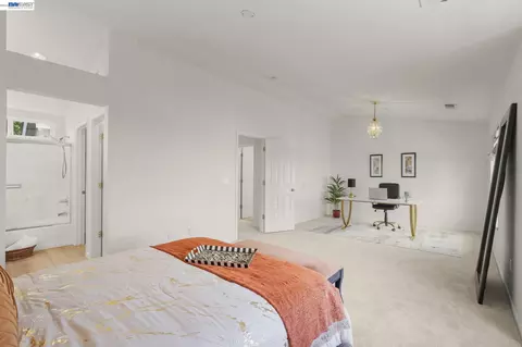 Bedroom - 10706 Ian Ln, Dublin, CA 94568 photo 6 of 6