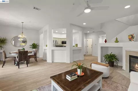 Living - 10706 Ian Ln, Dublin, CA 94568 photo 4 of 4