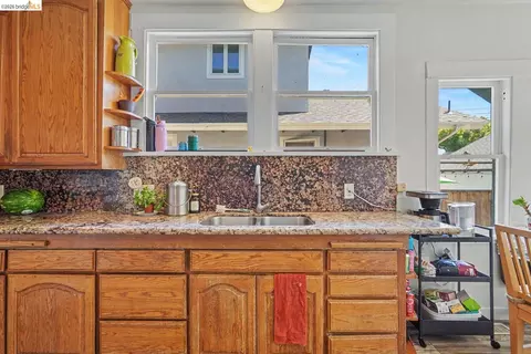 Kitchen - 1446 Fernside Blvd, Alameda, CA 94501 photo 4 of 4