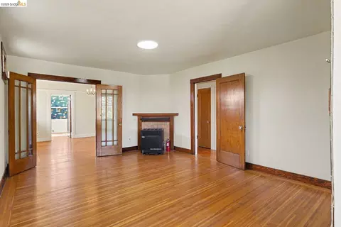 Living - 1446 Fernside Blvd, Alameda, CA 94501 photo 1 of 2