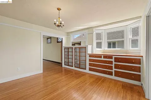 Living - 1446 Fernside Blvd, Alameda, CA 94501 photo 2 of 2