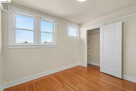 Bedroom - 1446 Fernside Blvd, Alameda, CA 94501 photo 7 of 9