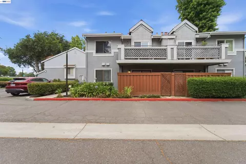 Exterior - 4664 Devonshire Cmn, Fremont, CA 94536 photo 2 of 8