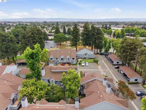 View/Area - 4664 Devonshire Cmn, Fremont, CA 94536 photo 2 of 5